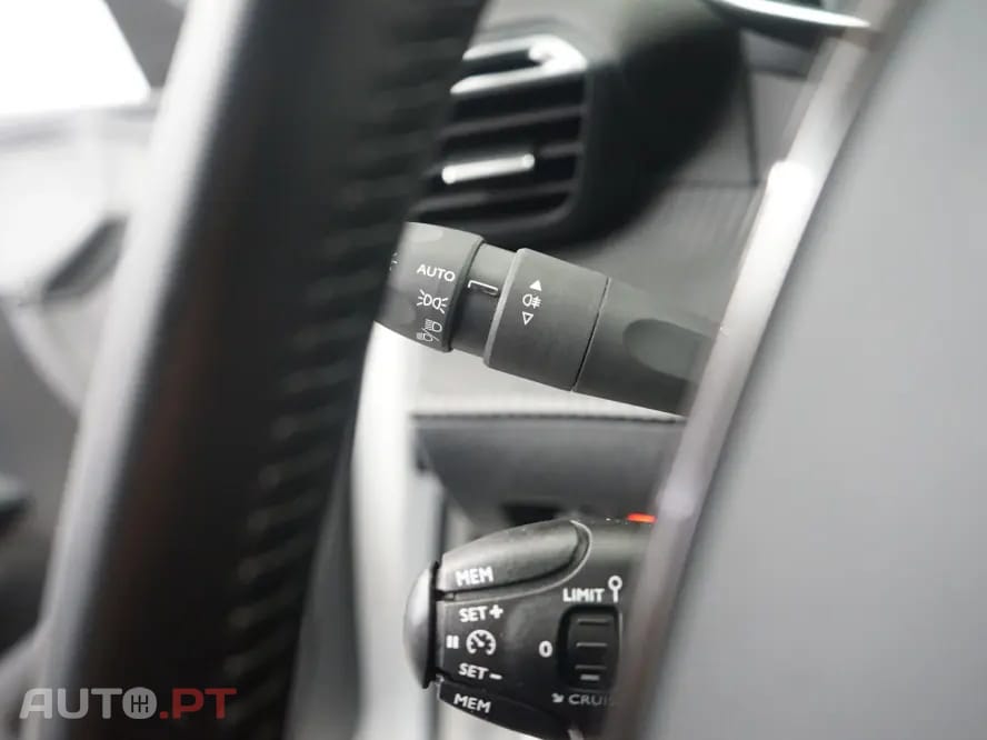 Peugeot 208 1.2 Puretech Allure