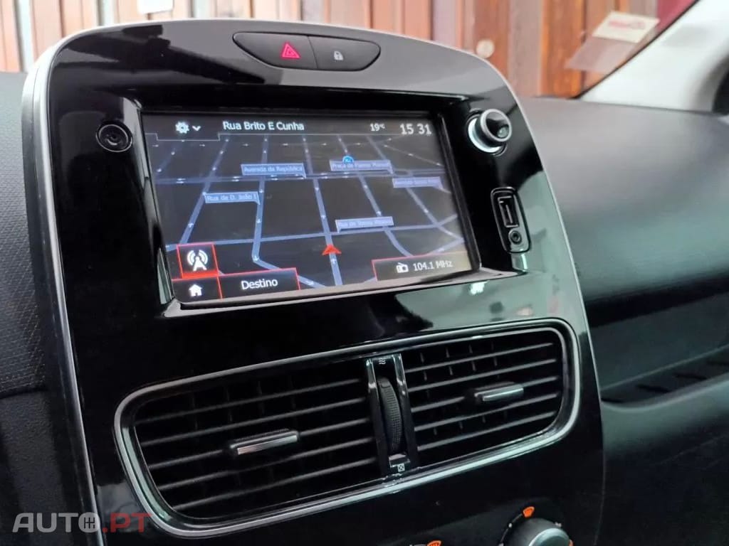 Renault Clio Sport Tourer 0.9 TCE Limited