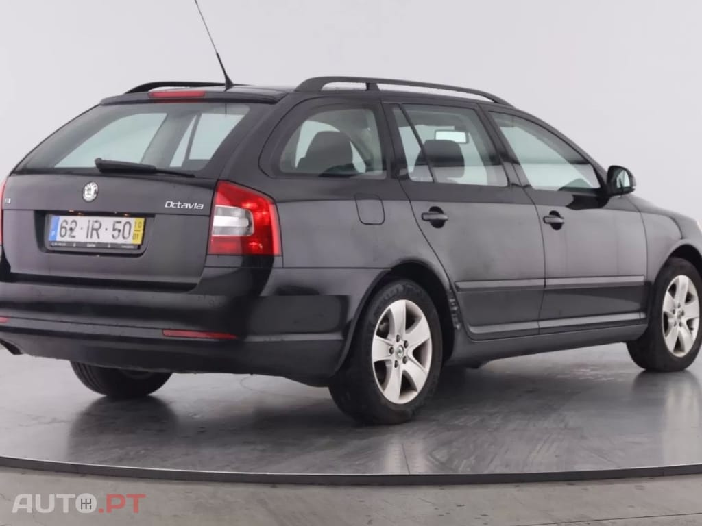 Skoda Octavia Break 1.6 TDi Elegance Pack