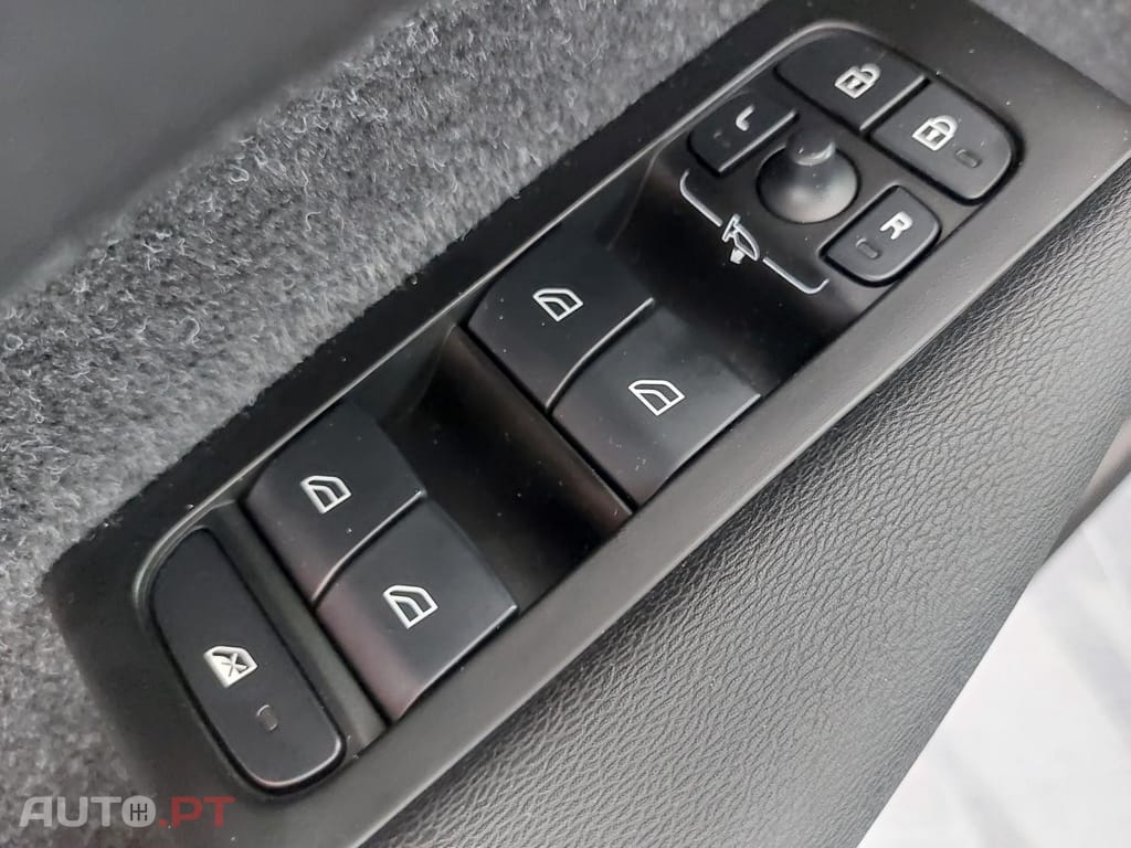 Volvo XC40 1.5 T5 PHEV Inscription Expression