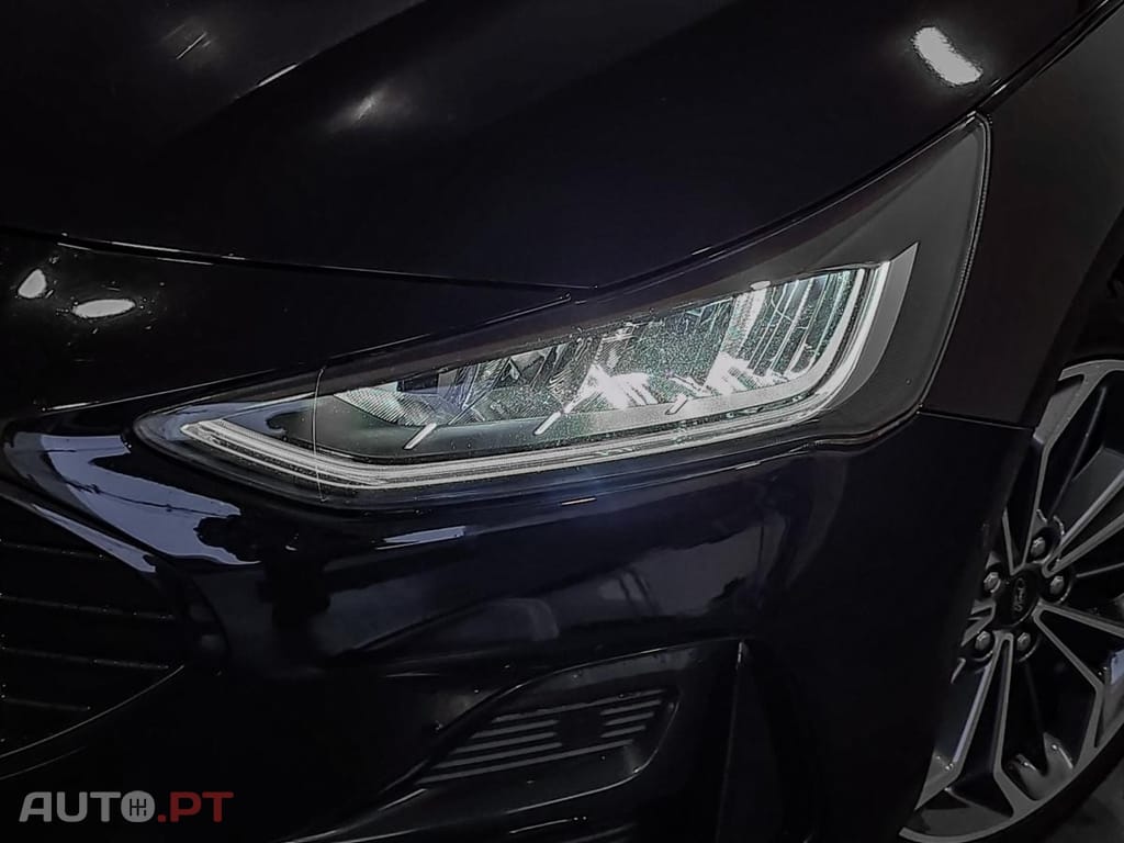 Ford Focus SW 1.0 EcoBoost MHEV ST-Line X