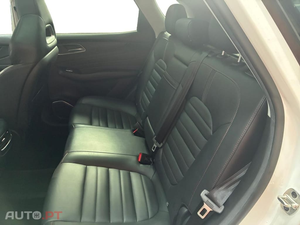 MG EHS 1.5 T-GDI Plug-in Hybrid Luxury