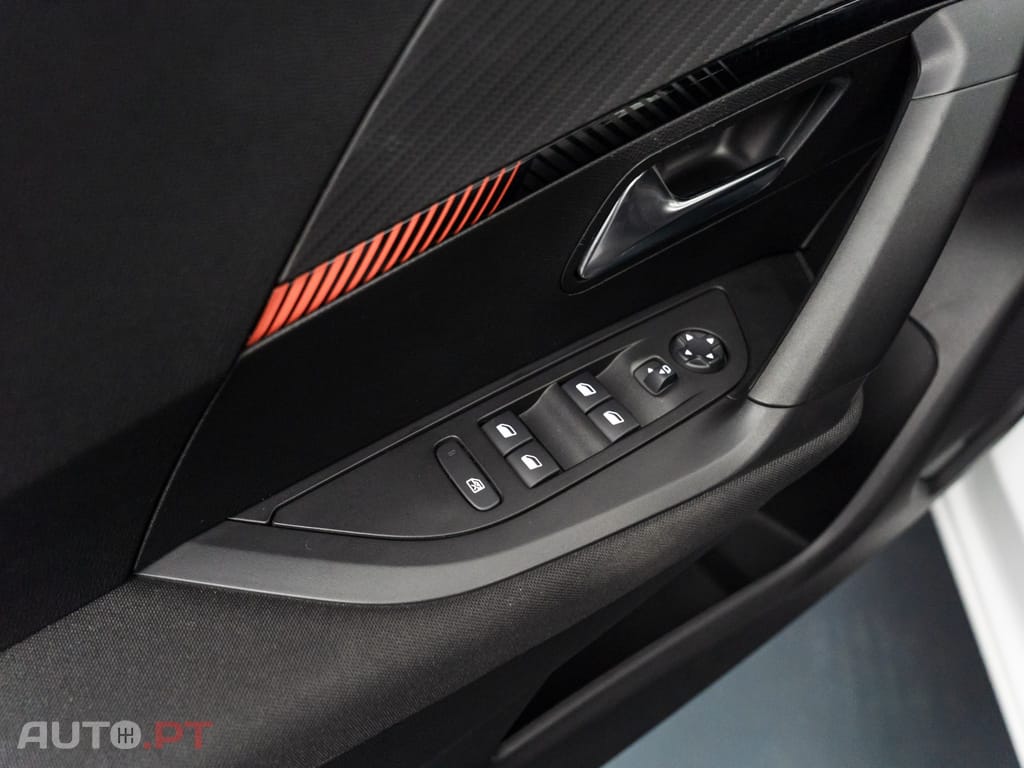 Peugeot 2008 1.5 BlueHDi Active Pack