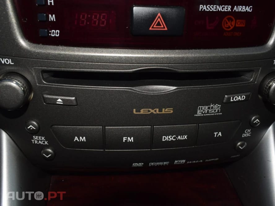 Lexus IS 220