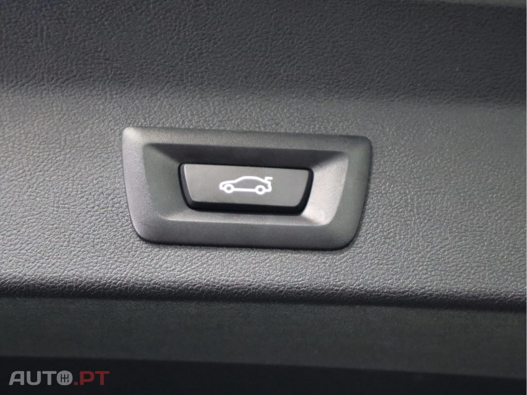 BMW X3 xDrive20i Auto