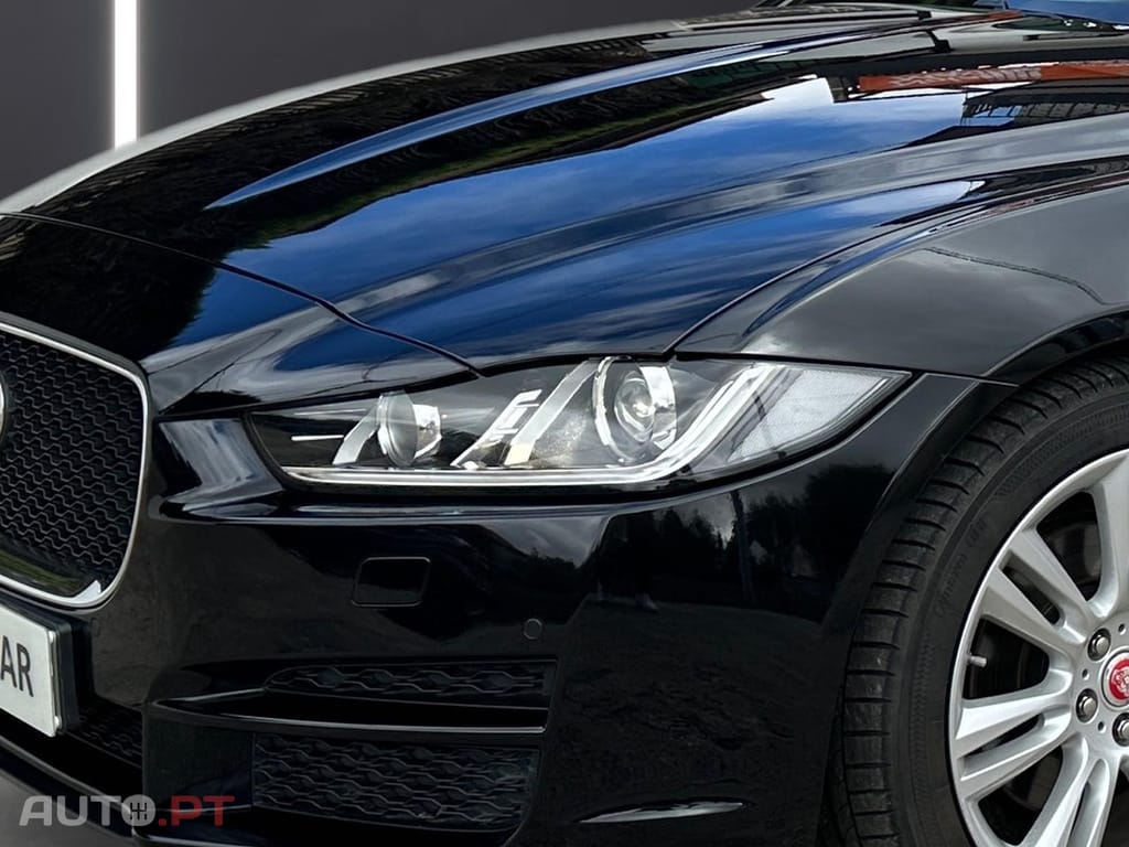 Jaguar XE 2.0 D Prestige Aut.