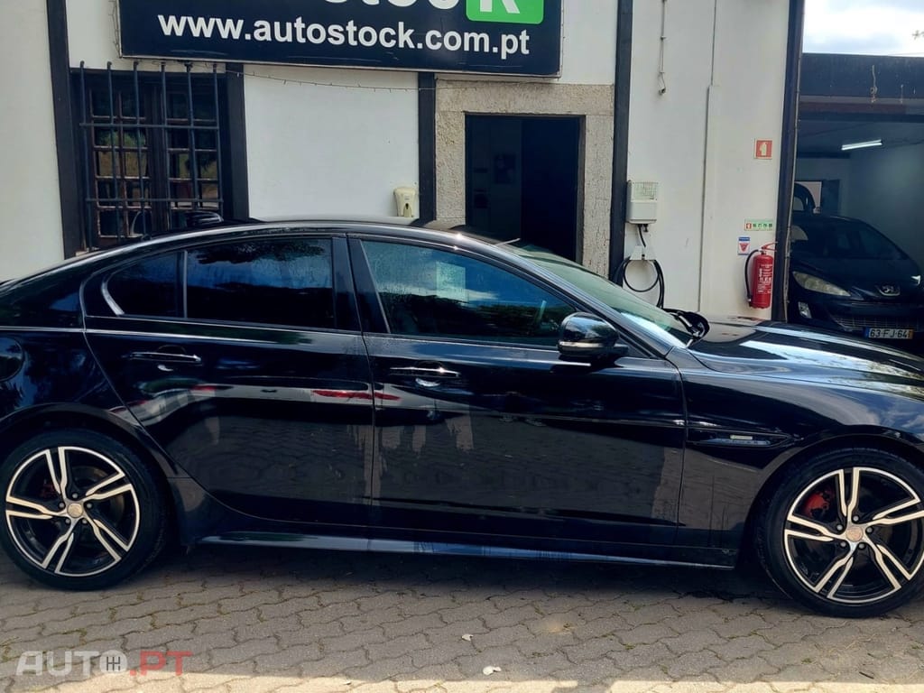 Jaguar XE 2.0 D R-Sport