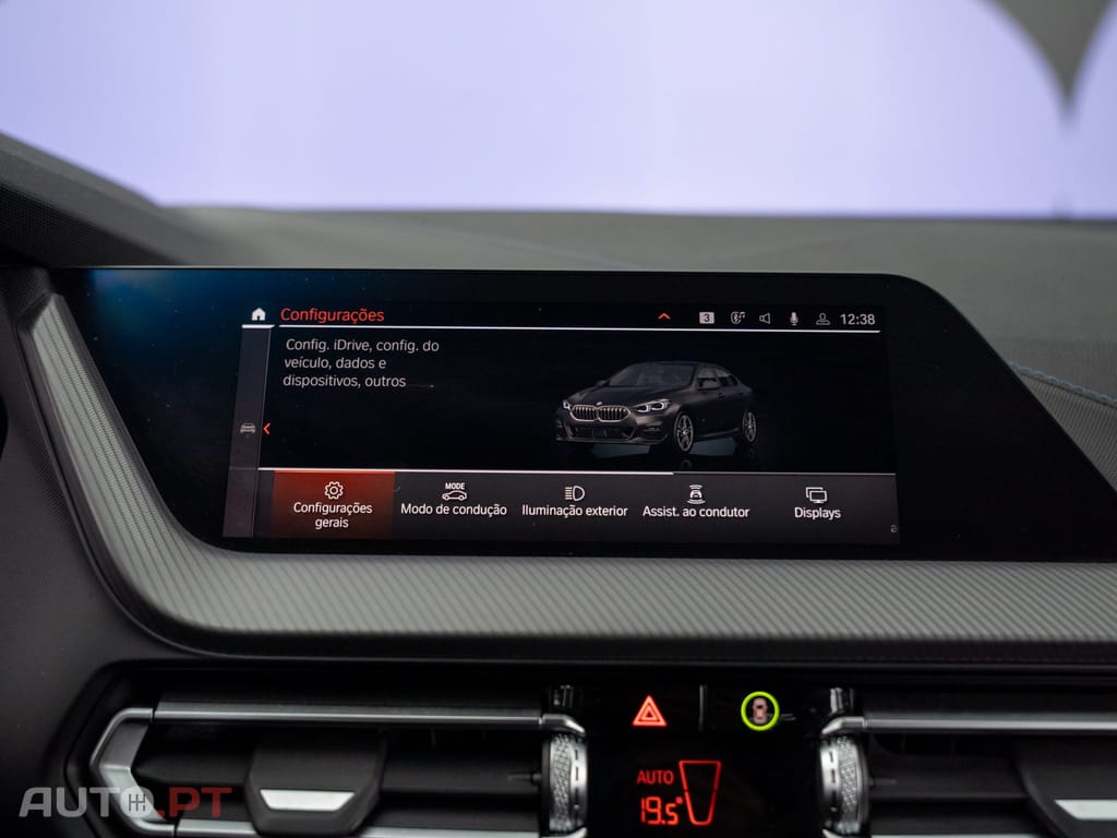 BMW 216 d Pack Desportivo M