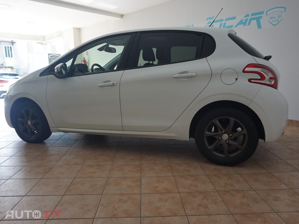 Peugeot 208 Access 1.4 HDI