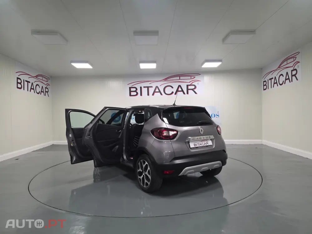 Renault Captur 1.5 DCI EXCLUSIVE