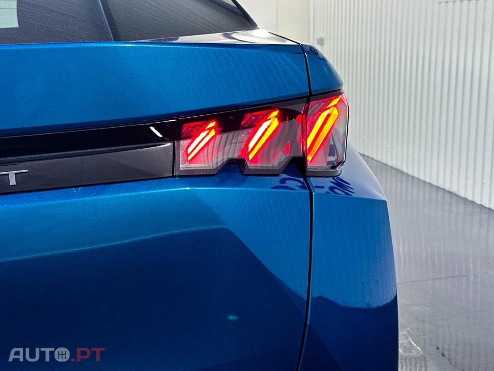 Peugeot E-3008 73 kWh GT