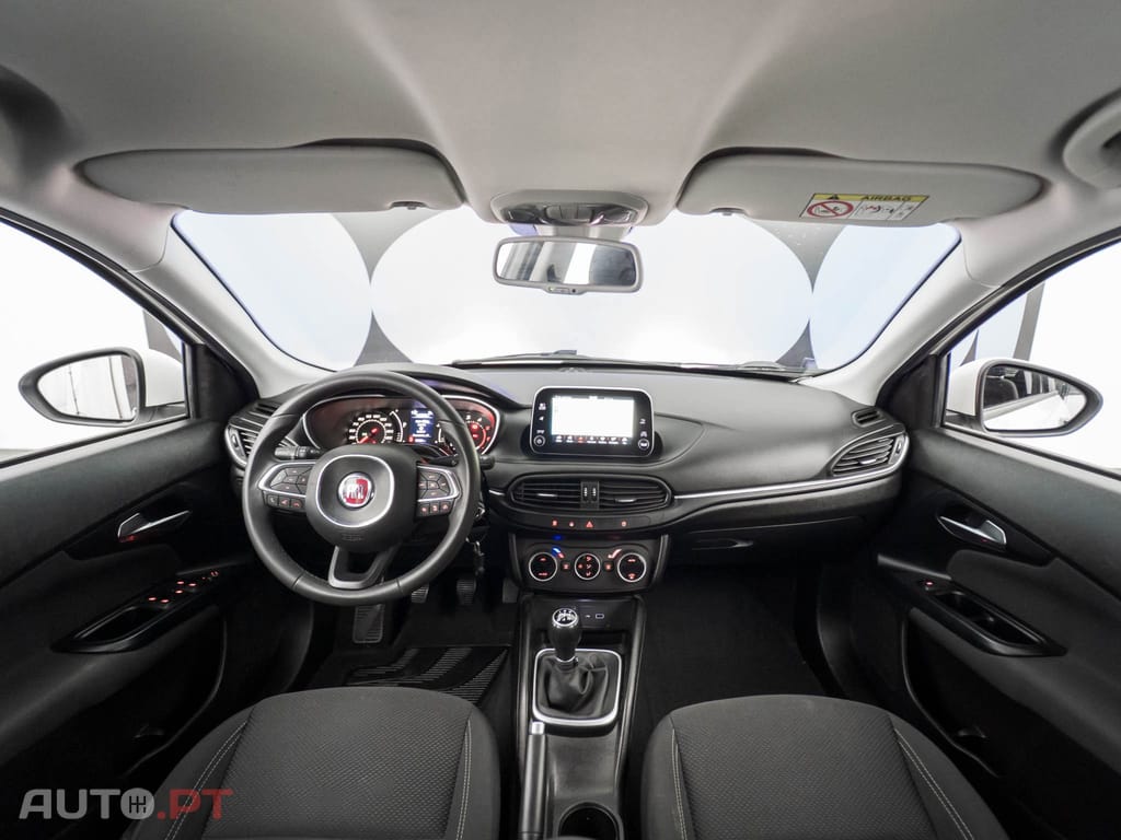 Fiat Tipo 1.3 M-Jet Lounge