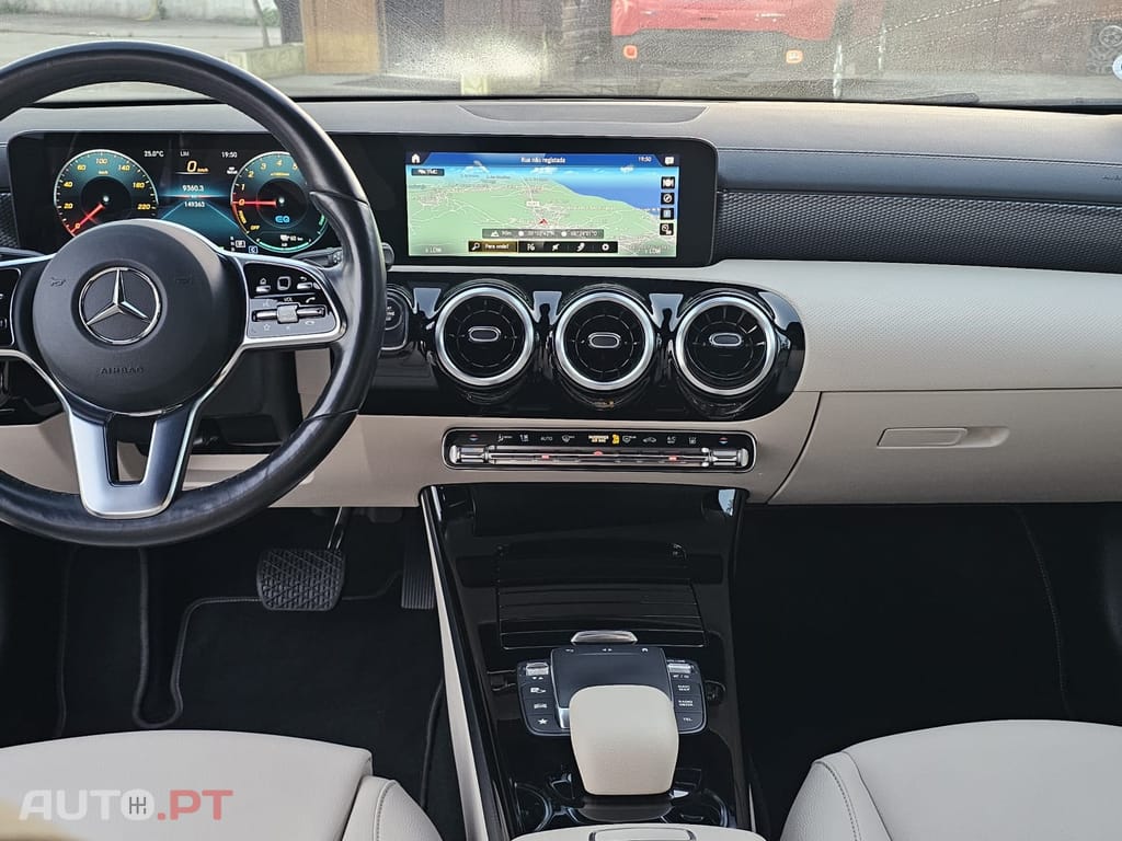 Mercedes-Benz CLA 250 250e hybrid plug-in
