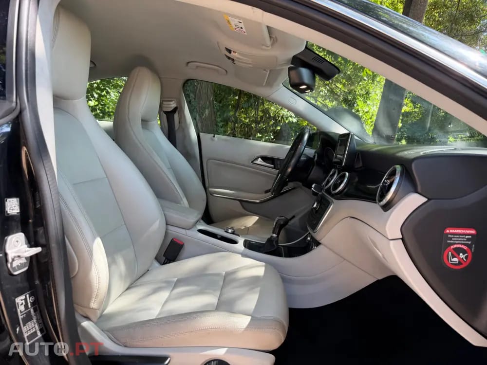 Mercedes-Benz CLA 200 CDI AMG Line