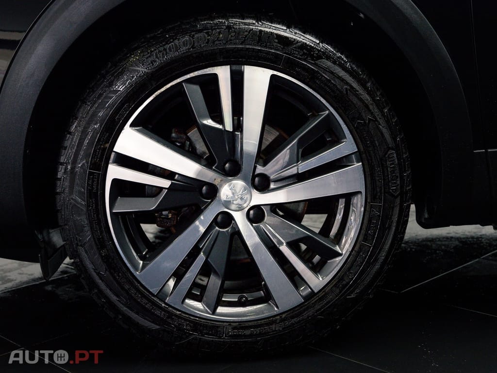 Peugeot 5008 1.5 BlueHDi Allure EAT8