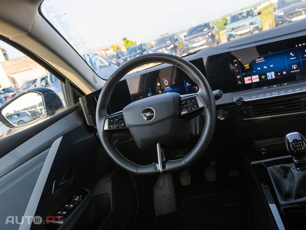 Opel Astra 1.5 D Elegance