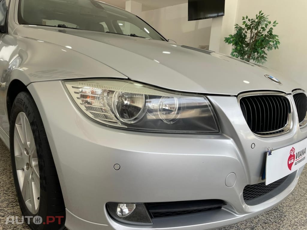 BMW 320 d EfficientDynamics Navigation