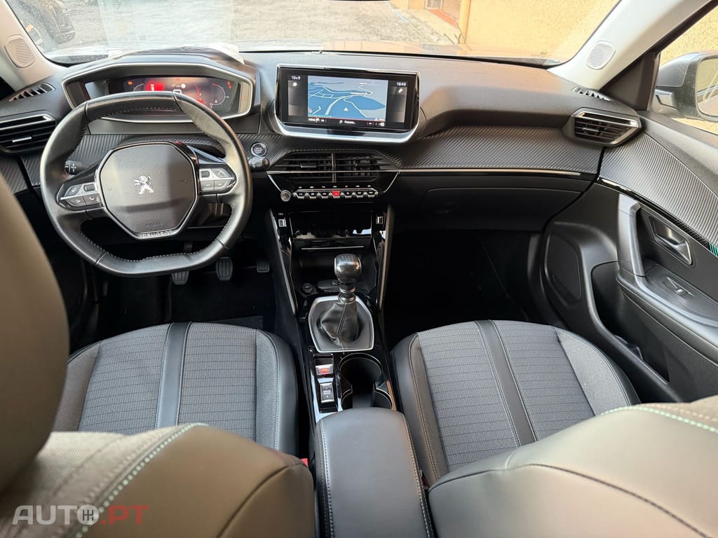 Peugeot 2008 1.2 PureTech Allure Pack