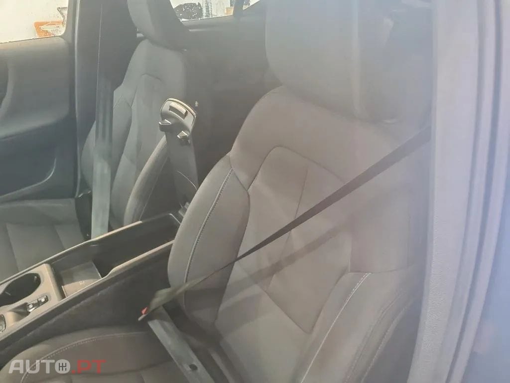 Volvo XC40 1.5 T5 PHEV Inscription Expression