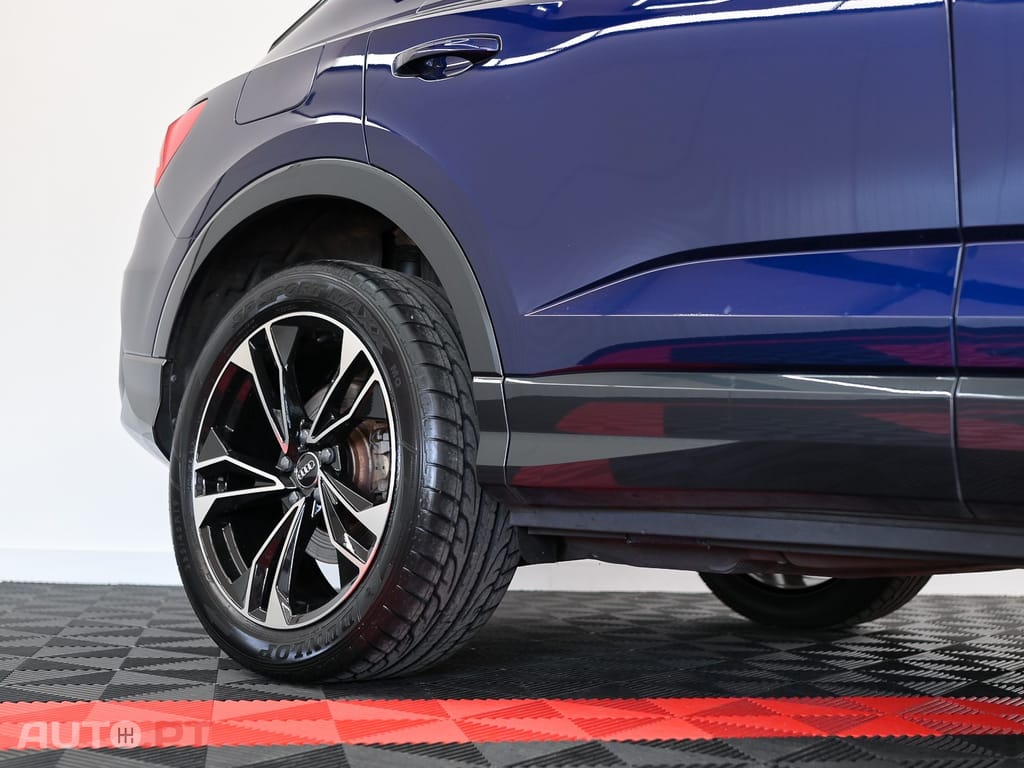 Audi Q3 45 TFSIe S tronic