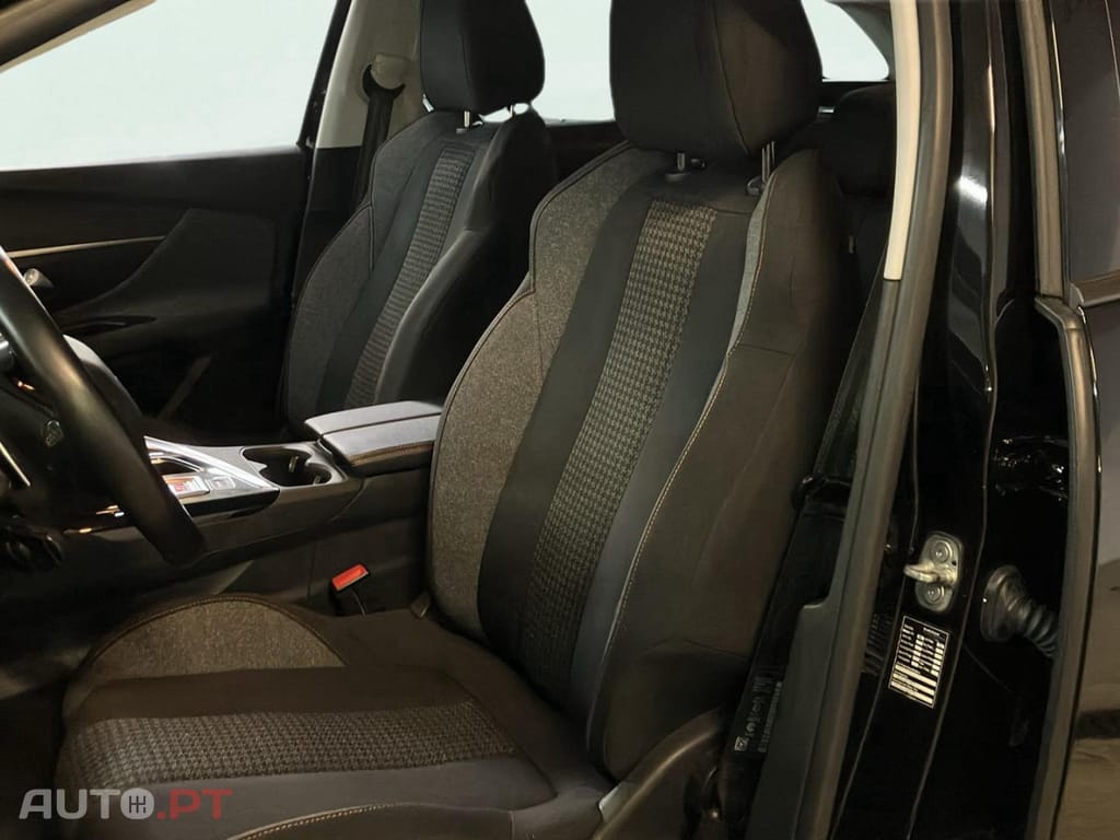 Peugeot 3008 1.2 PureTech Active Pack