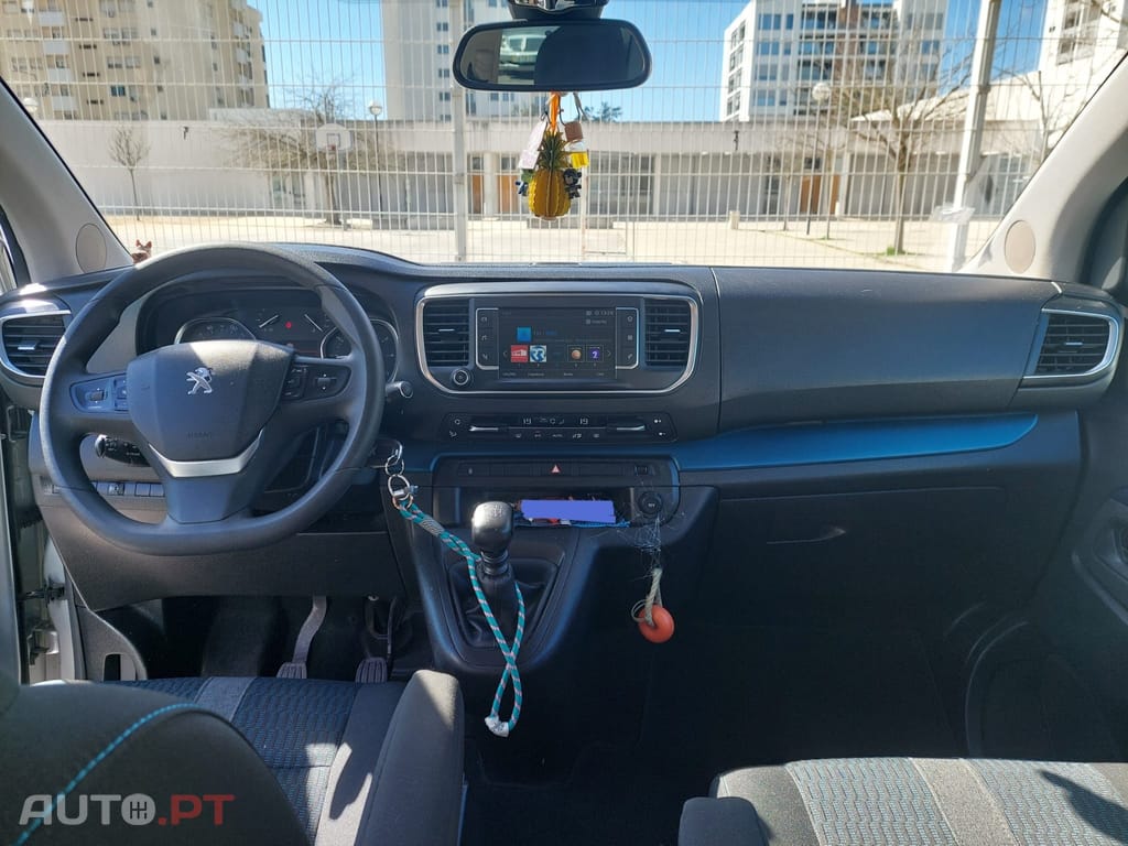 Peugeot Traveller 1.5 BlueHDi- 120CV