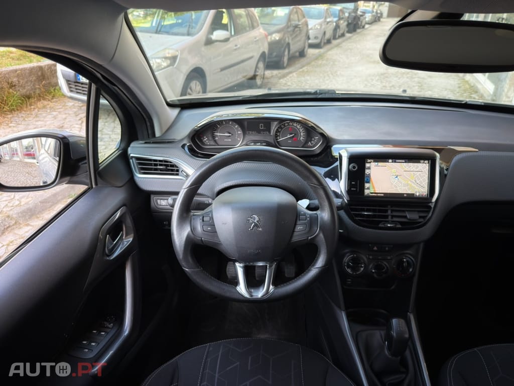 Peugeot 2008 1.2 PureTech Active