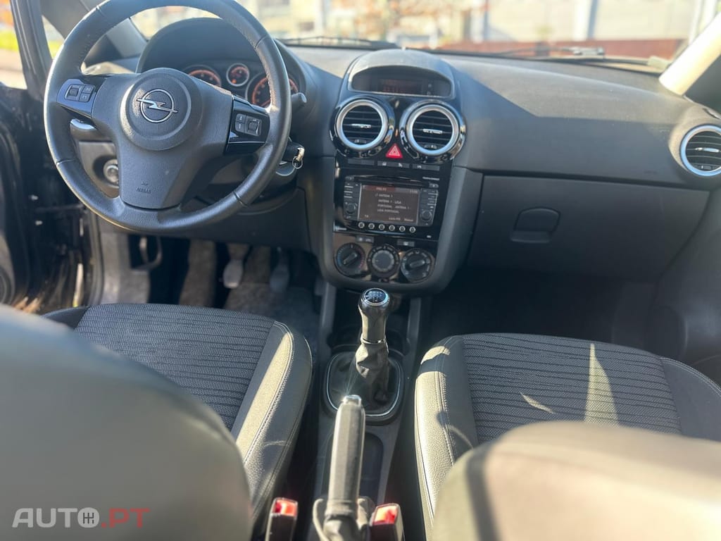 Opel Corsa 1.2 Enjoy S/S