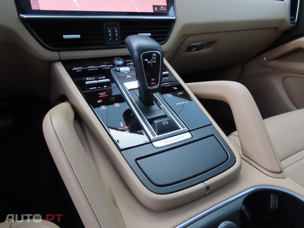 Porsche Cayenne  E-Hybrid