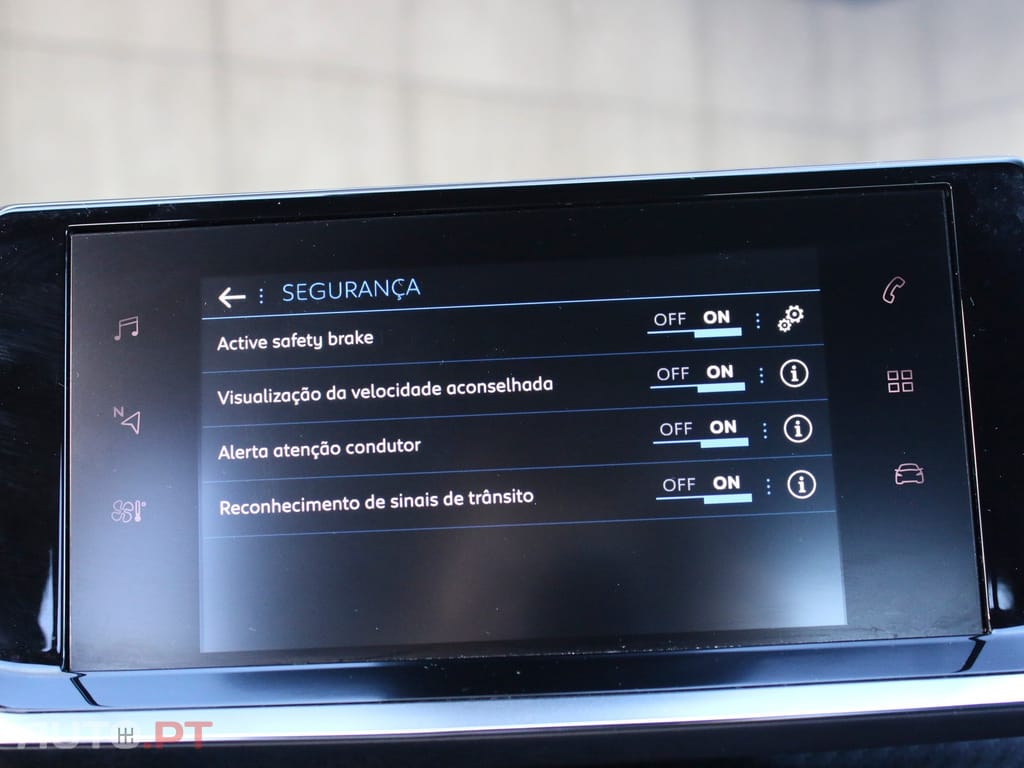 Peugeot 208 1.2 PureTech GT EAT8
