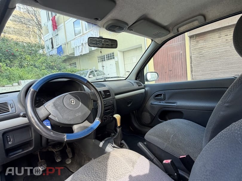 Renault Clio Comercial
