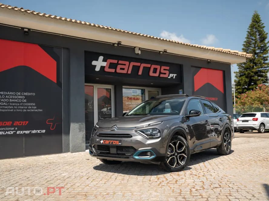 Citroen e-C4 X Shine