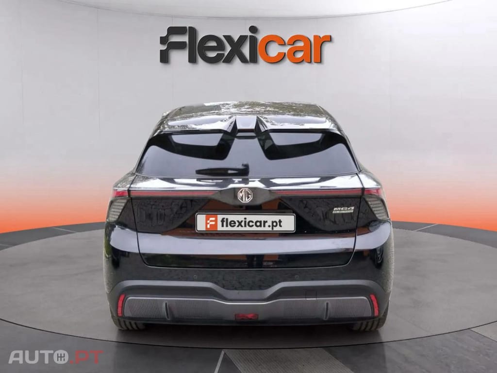 MG MG4 64 kWh Luxury