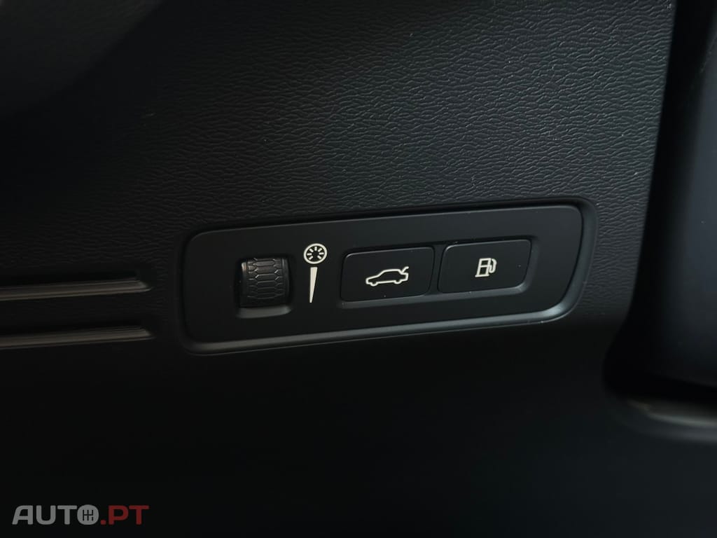 Volvo XC40 1.5 T5 PHEV Inscription Expression