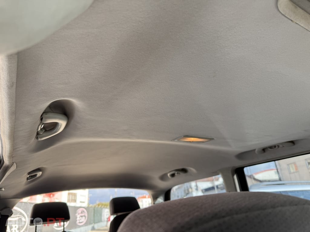 Volkswagen Sharan 1.9 TDi Family