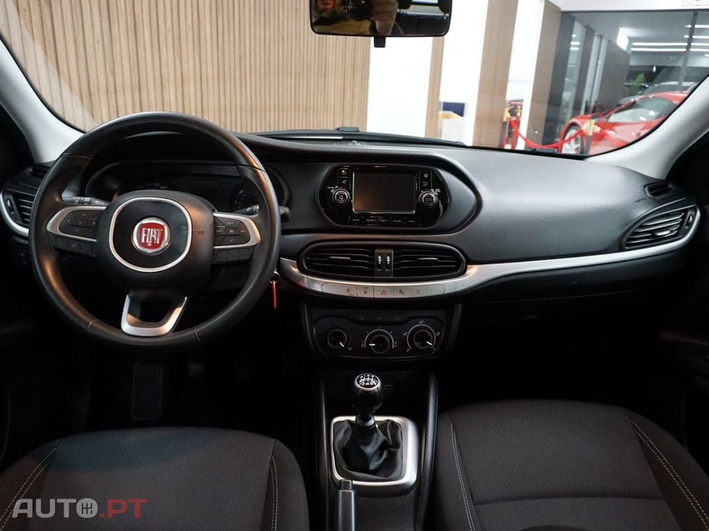Fiat Tipo 1.6 M-Jet Lounge J17