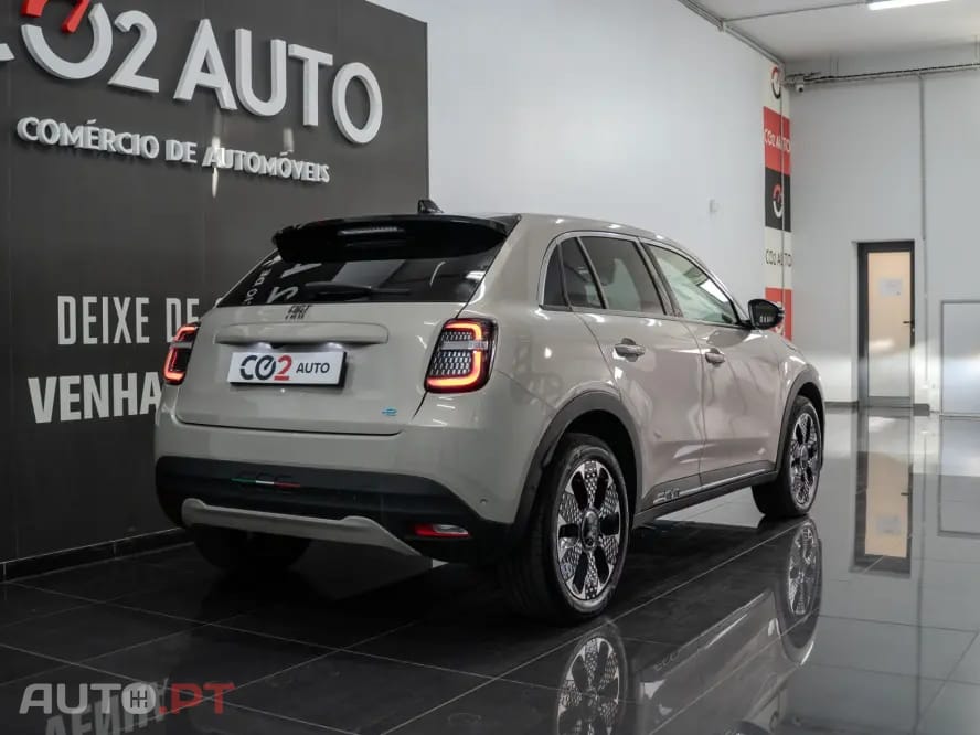 Fiat 600e 54 kWh La Prima