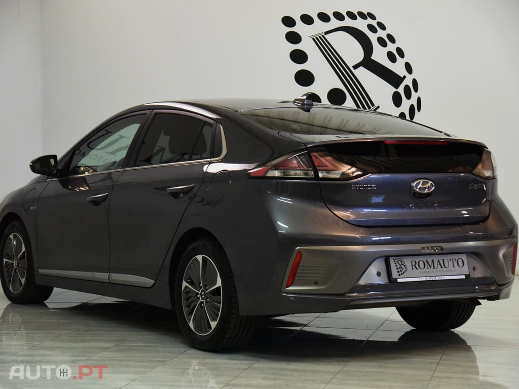 Hyundai Ioniq 1.6 GDI PHEV