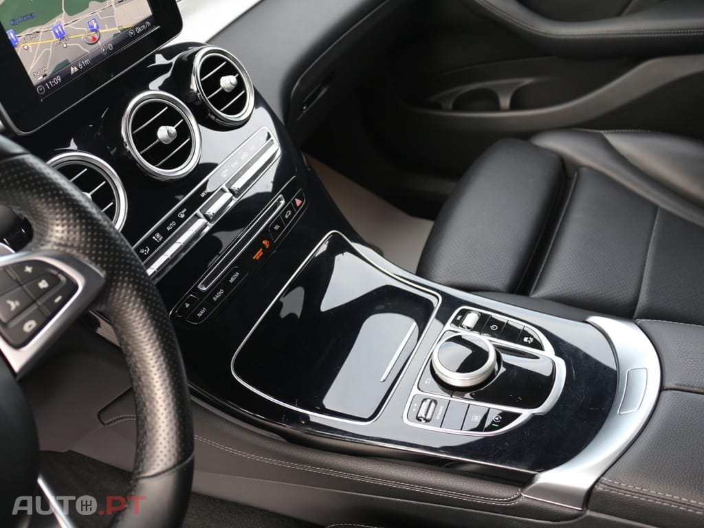 Mercedes-Benz GLC 220 D 4 Matic AMG Pack Night