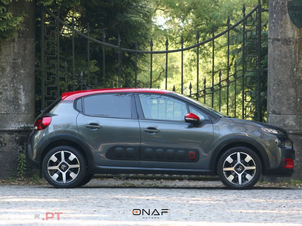 Citroen C3 1.2 Pure Tech Shine J17"