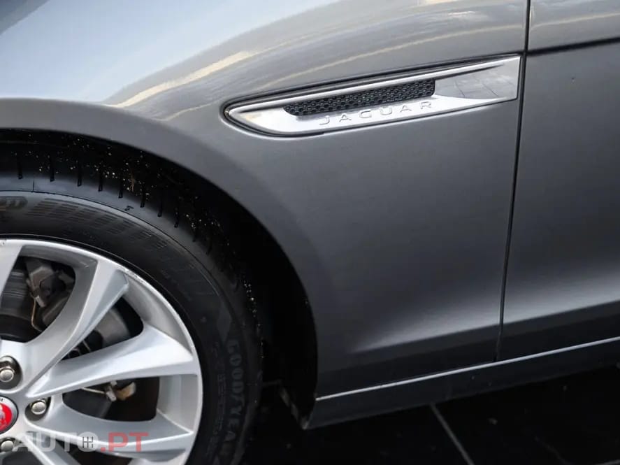 Jaguar XF 2.0 D R-Sport Aut.