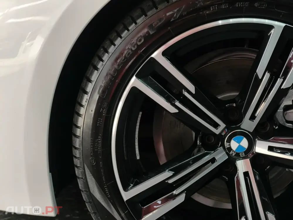 BMW 320 d Pack Desportivo M Auto