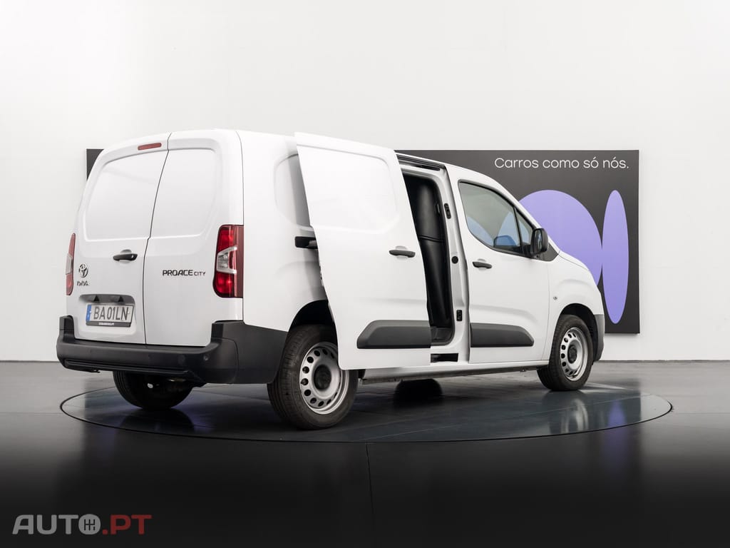 Toyota Proace City 1.5D L2 Exclusive