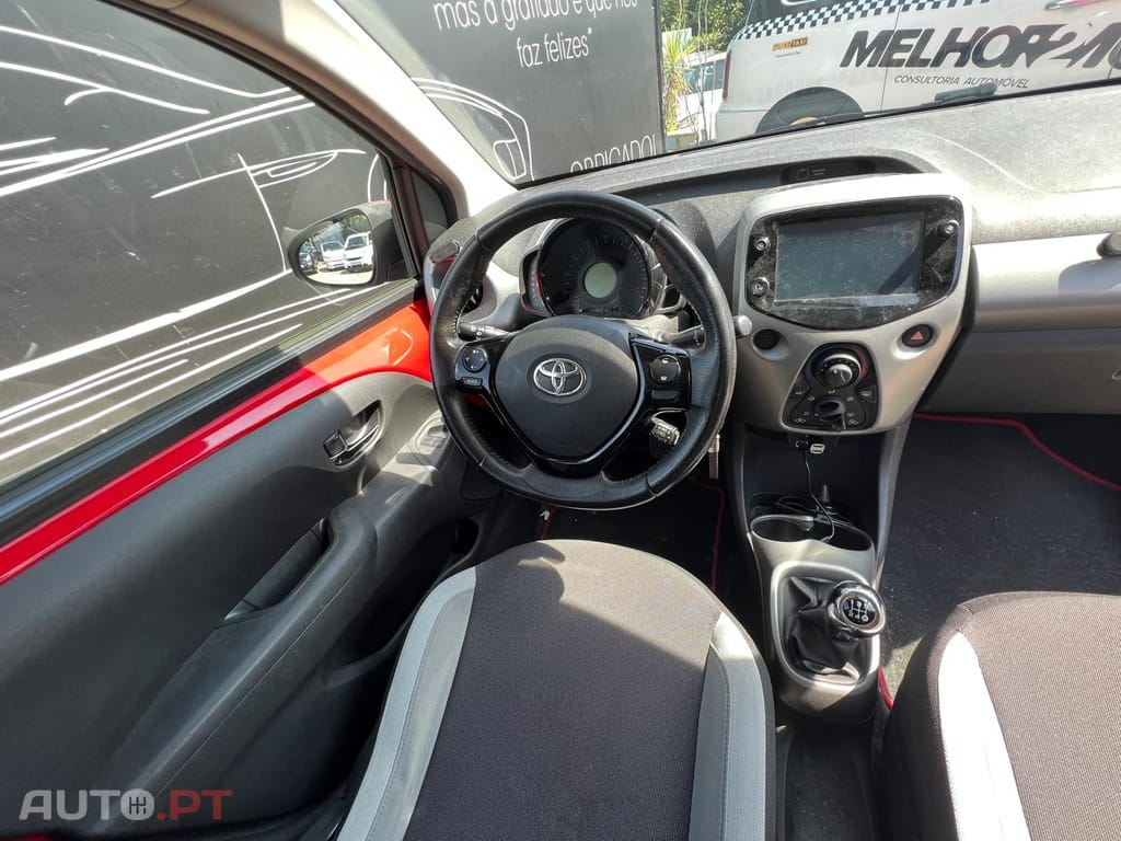 Toyota Aygo 1.0 X-Play+AC+X-Touch