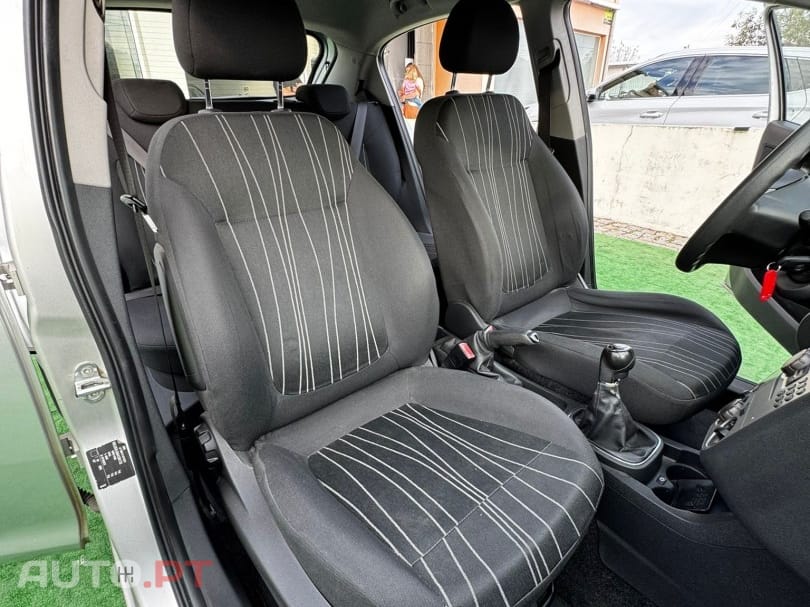 Opel Corsa 1.2 Enjoy