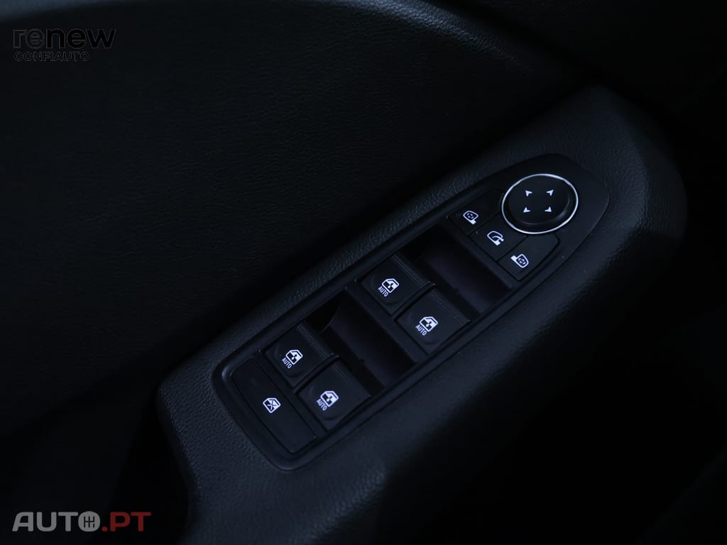 Renault Clio 1.0 Tce Evolution Bi-fuel — fotografia 26