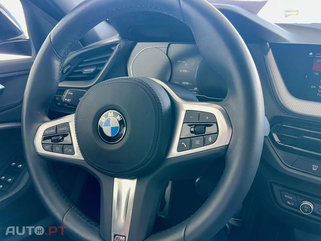 BMW 116 d Pack Desportivo M Auto