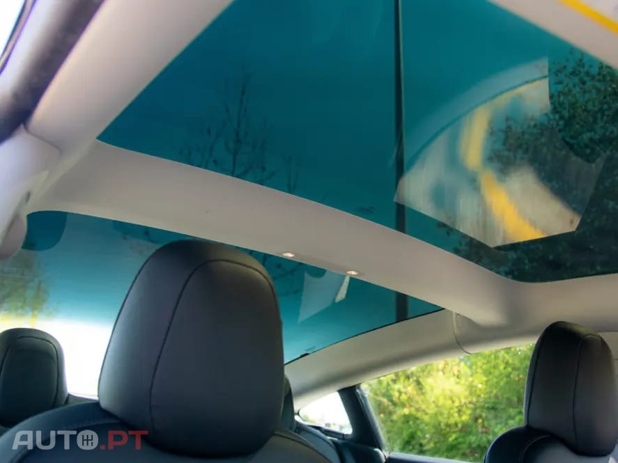 Tesla Model 3 Long Range AWD Dual Motor Performance