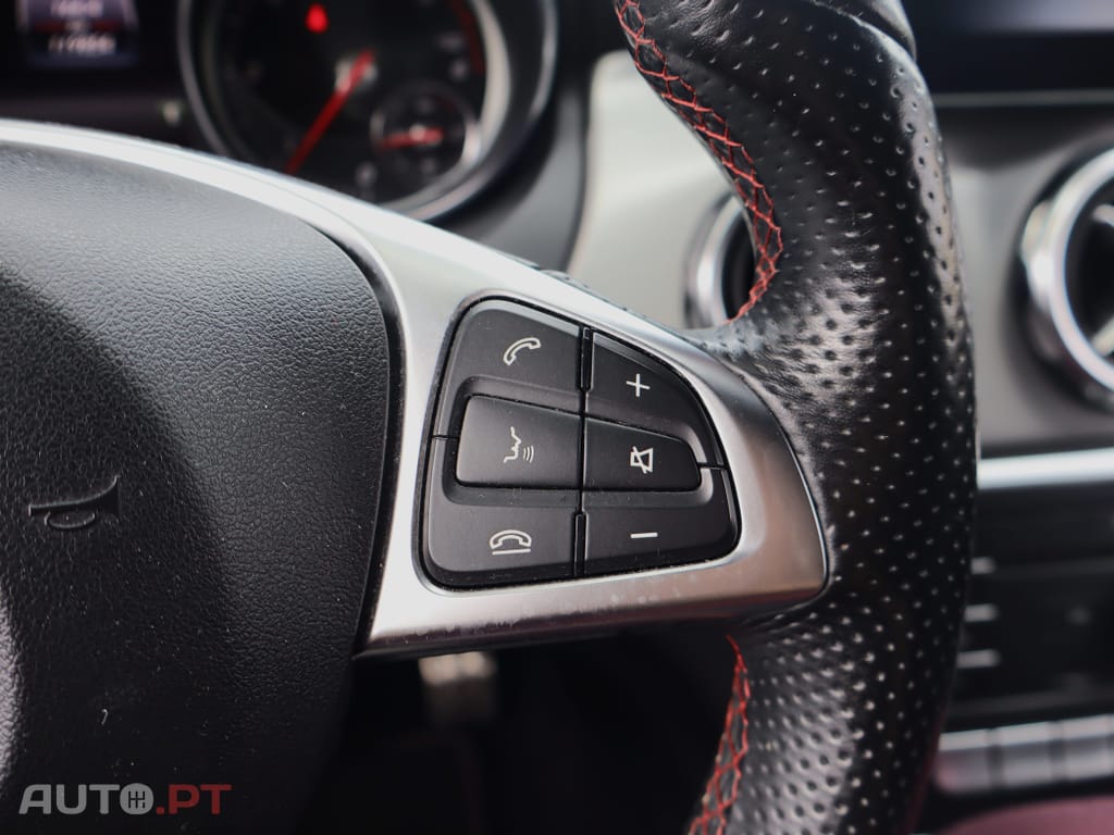 Mercedes-Benz GLA 180 d AMG Line