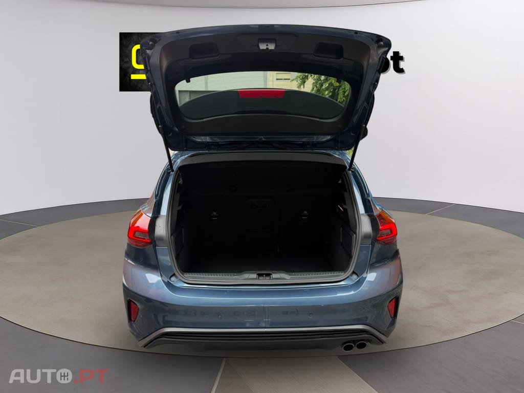 Ford Focus STLINE Hybrid
